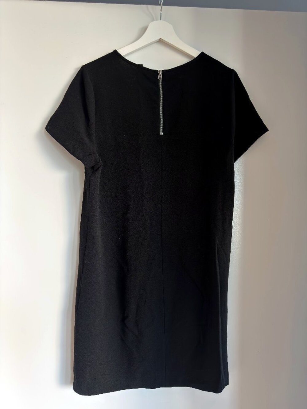 Black Short Sleeve Exposed Zip Shift Dress S